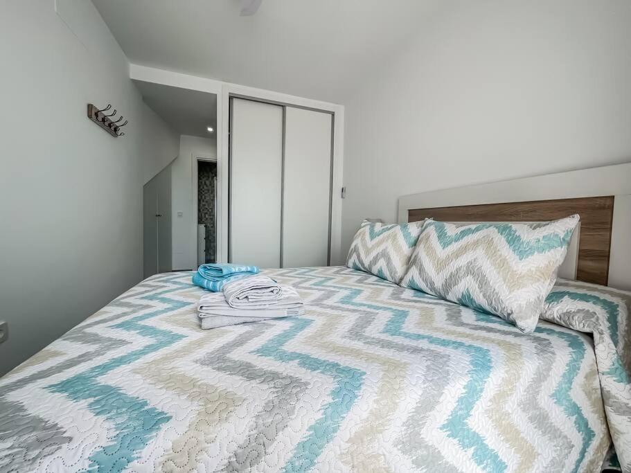 Modern 2 Bed Apartment With Pool In 프리질리아나 외부 사진